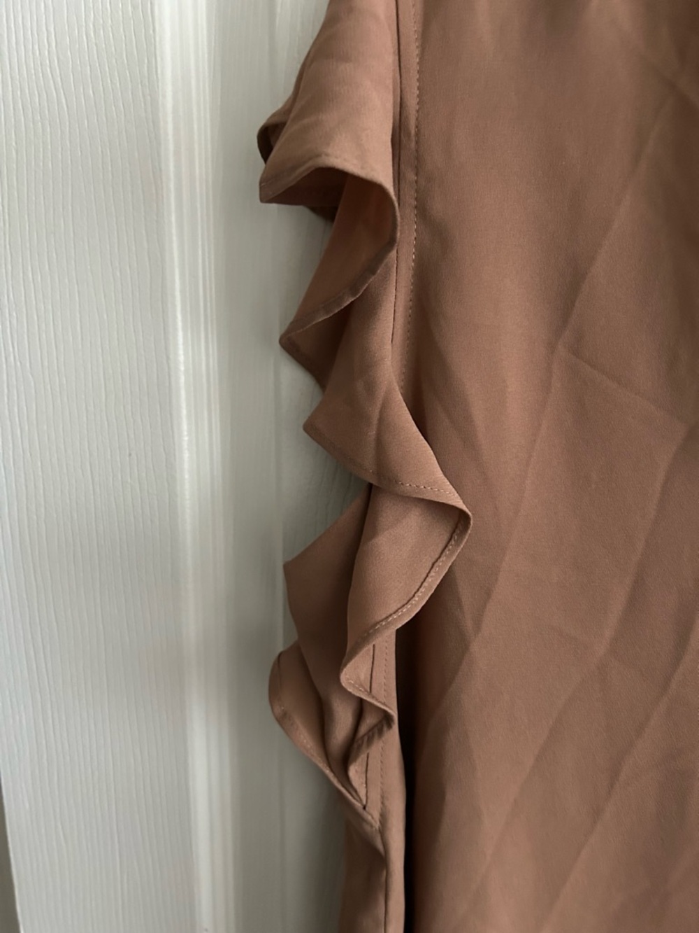 Women's Ruffle Sleeve V-Neck Top - Brown - Picture 4 of 4